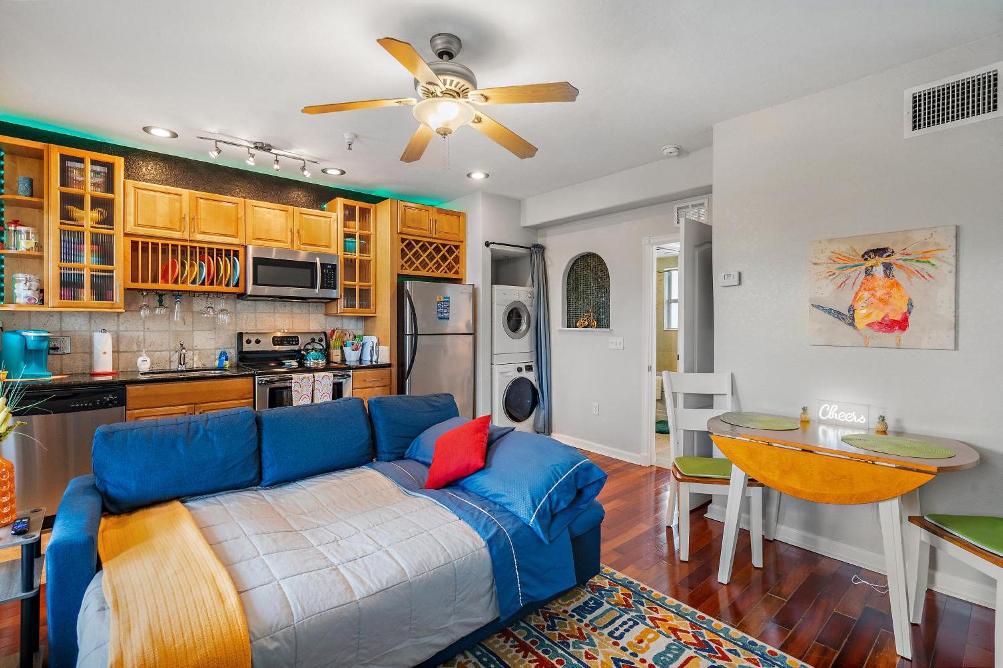 Apartment Itz A Vibe - 1 Bedroom In The Heart Of Dtsp